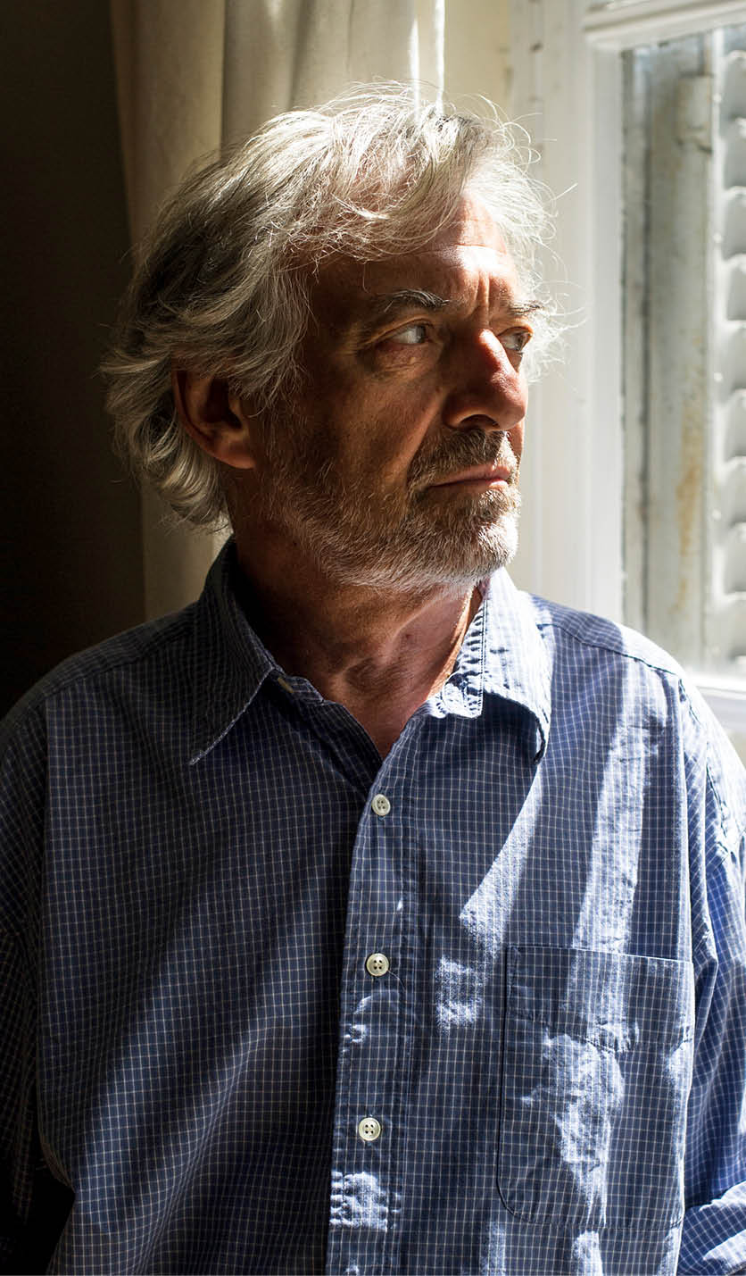 L' crivain Jean-Paul Dubois chez lui  Toulouse. Aout 2016. The writer, Jean-Paul Dubois at home in Toulouse. August 2016Photo: Ulrich Lebeuf / M.Y.O.P